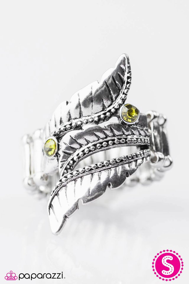 Paparazzi ♥ Soaring Skies - Green ♥ Ring