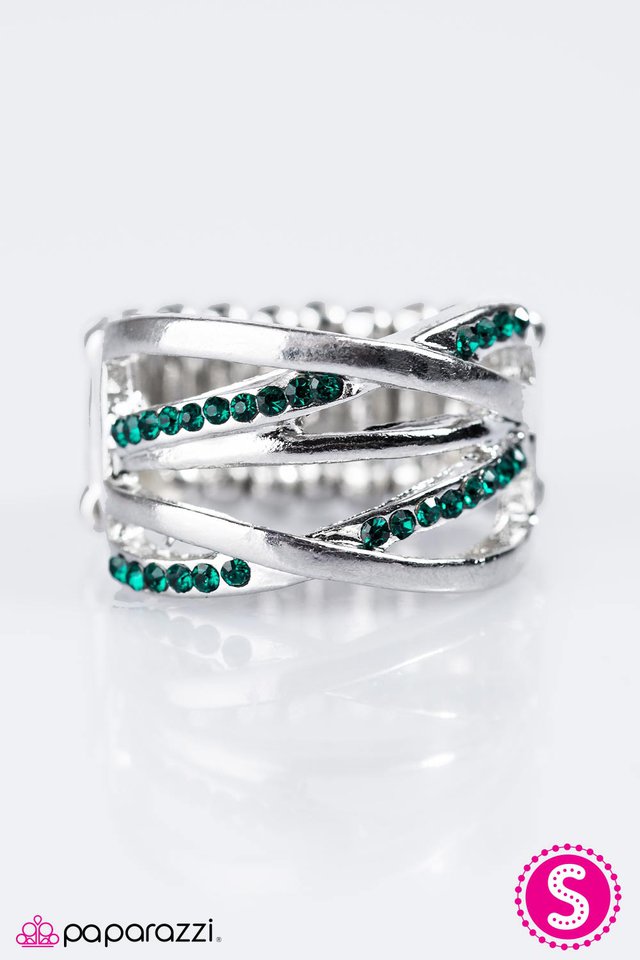 Paparazzi ♥ Beaming Beauty - Green ♥ Ring