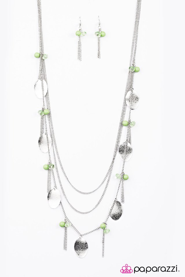 Paparazzi ♥ The Little Mermaid - Green ♥ Necklace