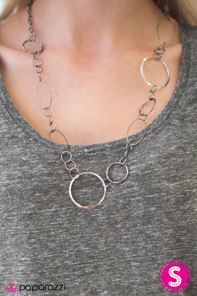 jump-around-black-p2re-bkxx-074xx