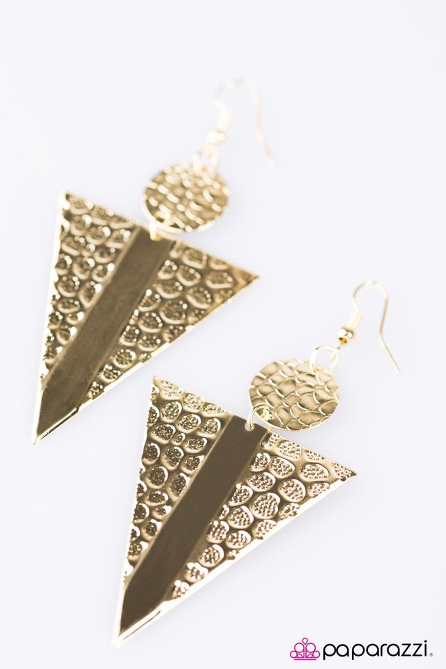 Paparazzi ♥ Dont TRI This At Home ♥ Earrings