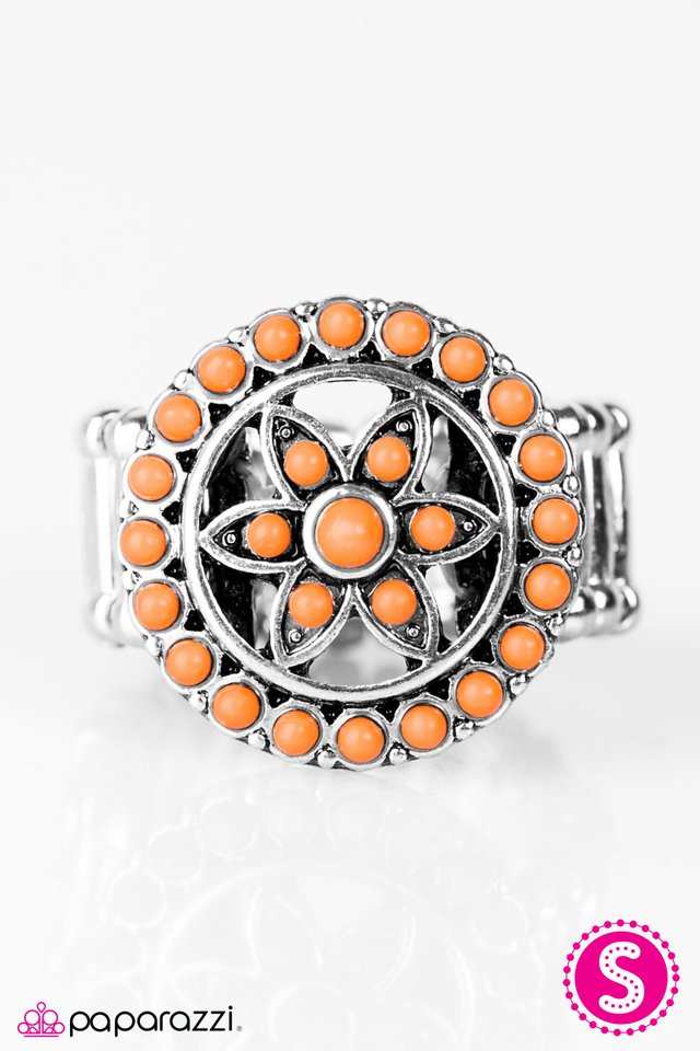 Paparazzi ♥ You Dive Me DAISY! - Orange Ring ♥ Ring