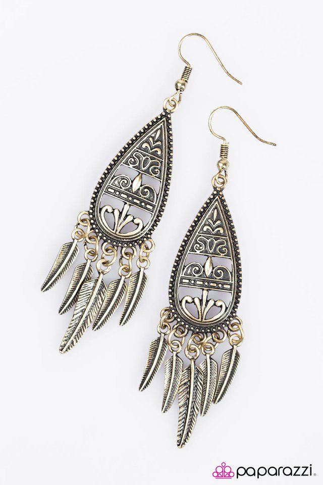 Paparazzi ♥ Ready for Liftoff - Brass ♥ Earrings