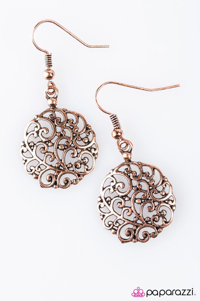 Paparazzi ♥ Whats Yours Is VINE - Copper ♥ Earrings