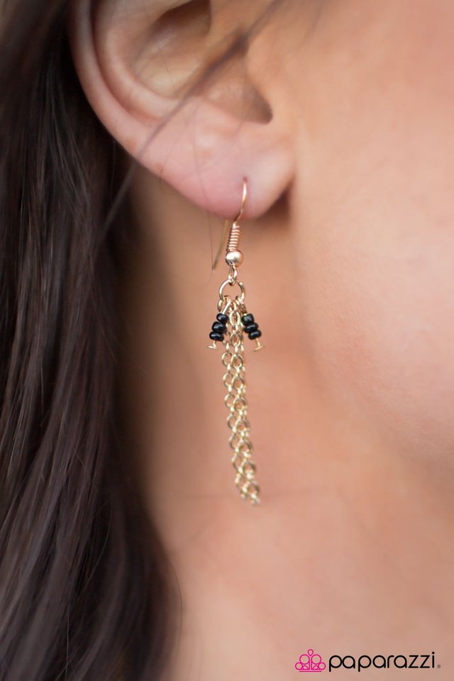 Paparazzi ♥ California Dreaming - Gold ♥ Necklace