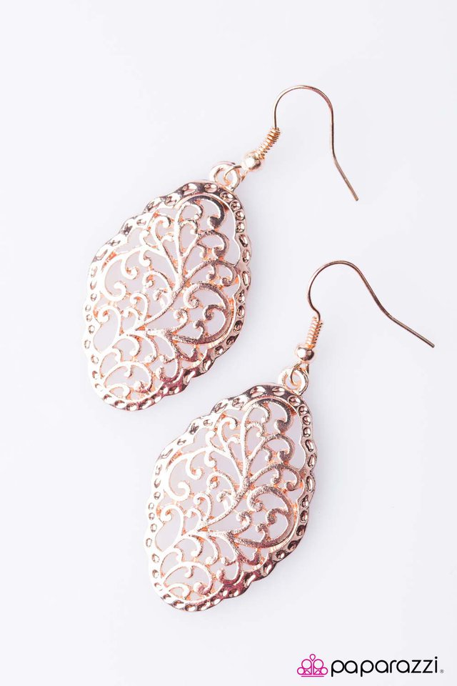 Paparazzi ♥ Filigree Gardens - Rose Gold ♥ Earrings