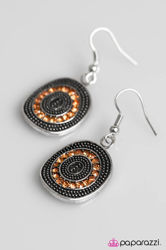 Paparazzi ♥ Glittery Beacons - Orange ♥ Earrings