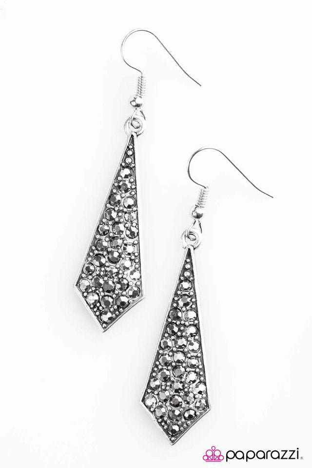 Paparazzi ♥ Digging For Glitter - Silver ♥ Earrings
