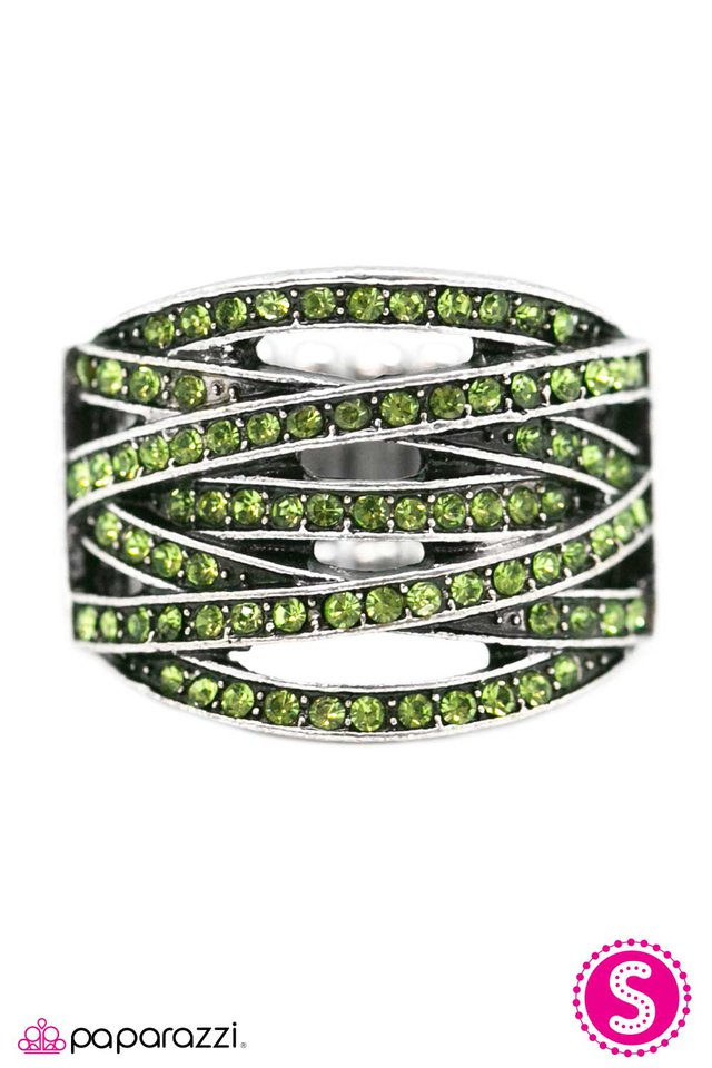 Paparazzi ♥ Richie Rich - Green ♥ Ring