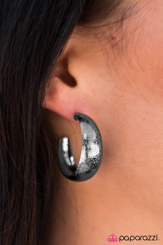 ring-the-bells-black-p5ho-bkxx-039xx