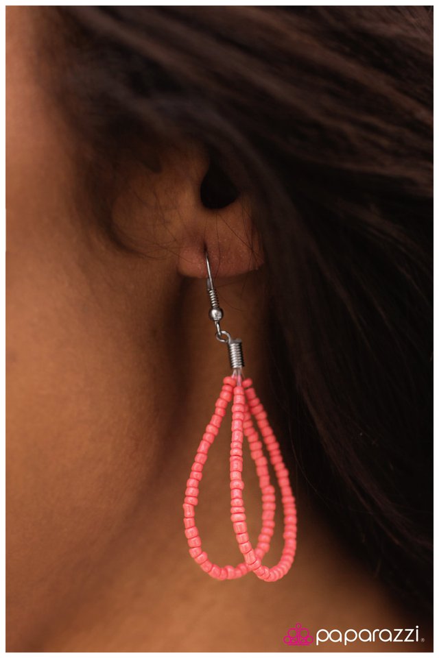 Paparazzi ♥ Living The GLEAM - Orange ♥ Necklace