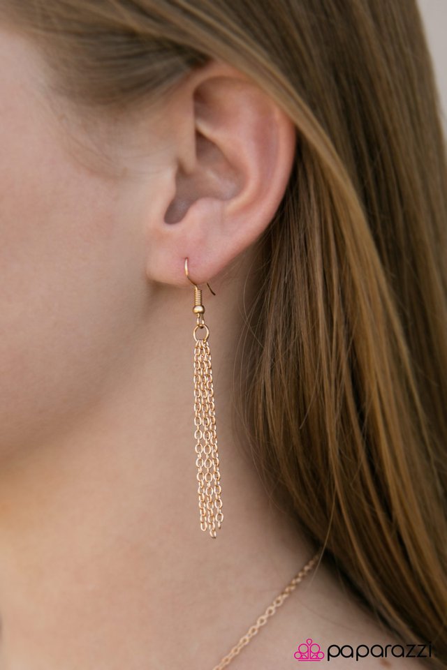 Paparazzi ♥ Bases Loaded - Gold ♥ Necklace