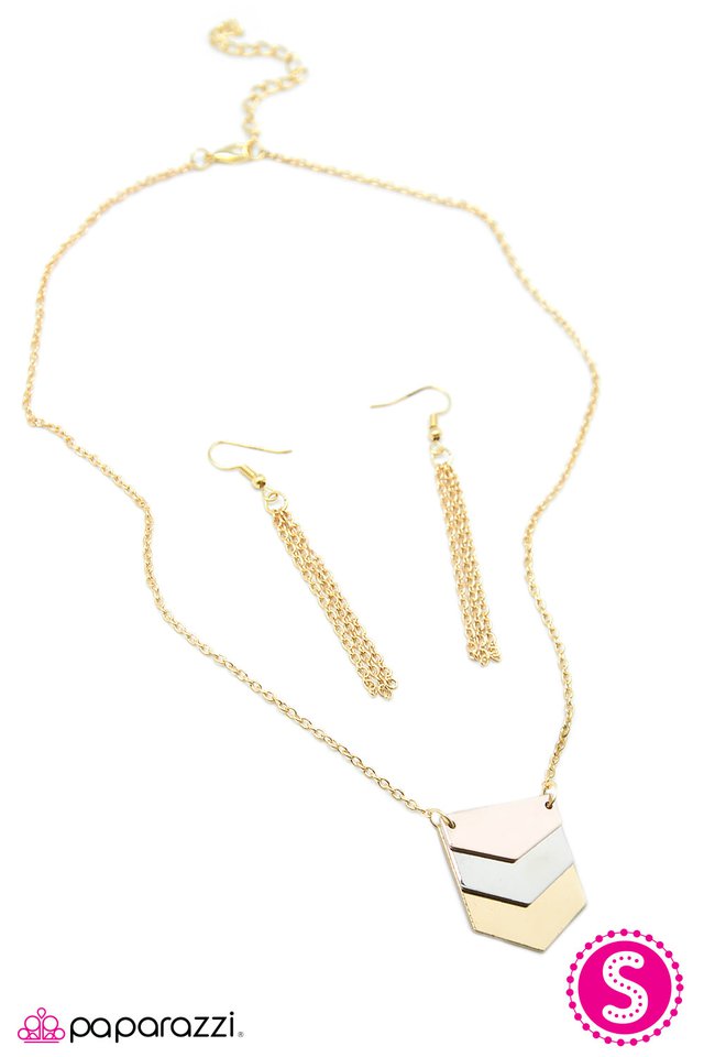 Paparazzi ♥ Bases Loaded - Gold ♥ Necklace
