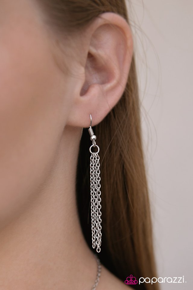 Paparazzi ♥ Bases Loaded - Silver ♥ Necklace