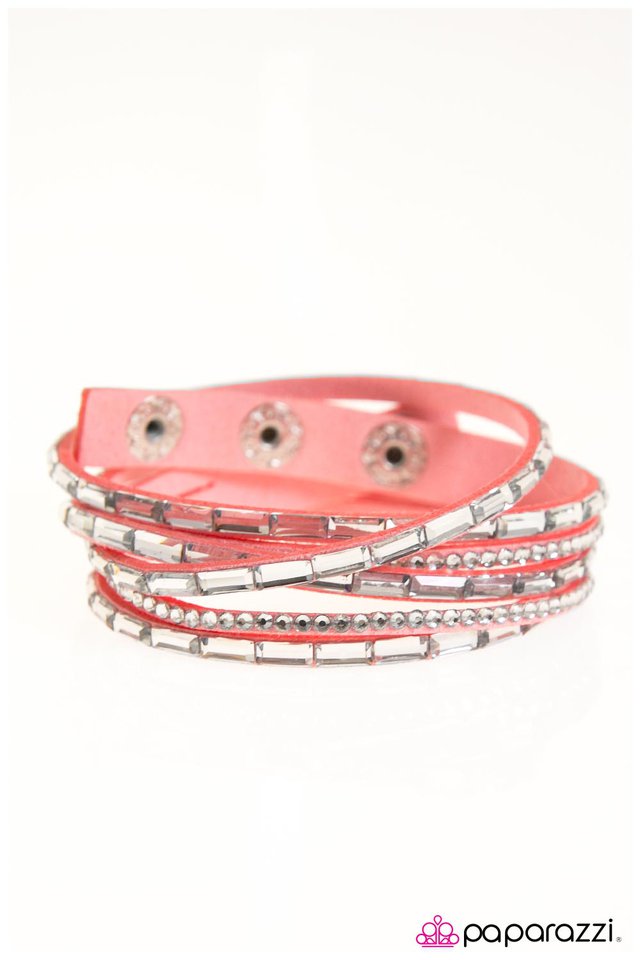 Paparazzi ♥ A GLITZY Pleasure - Pink ♥ Bracelet