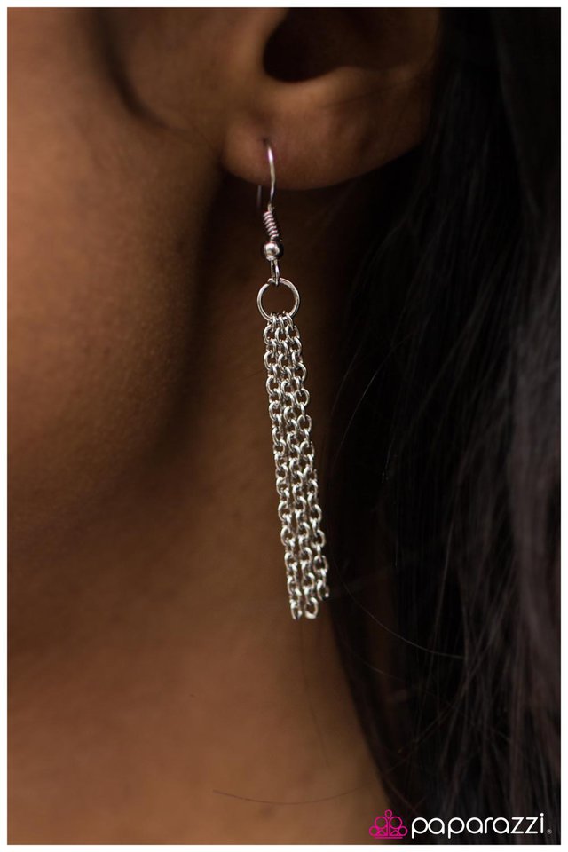 Paparazzi ♥ A Pretty Sight - Pink ♥ Necklace