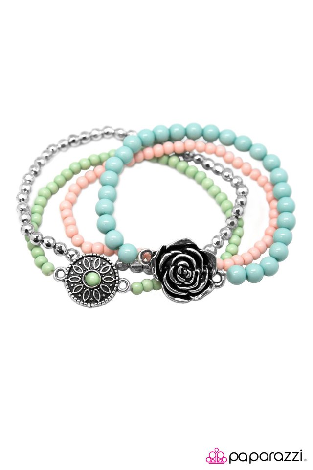 Paparazzi ♥ New Beginnings - Multi ♥ Bracelet