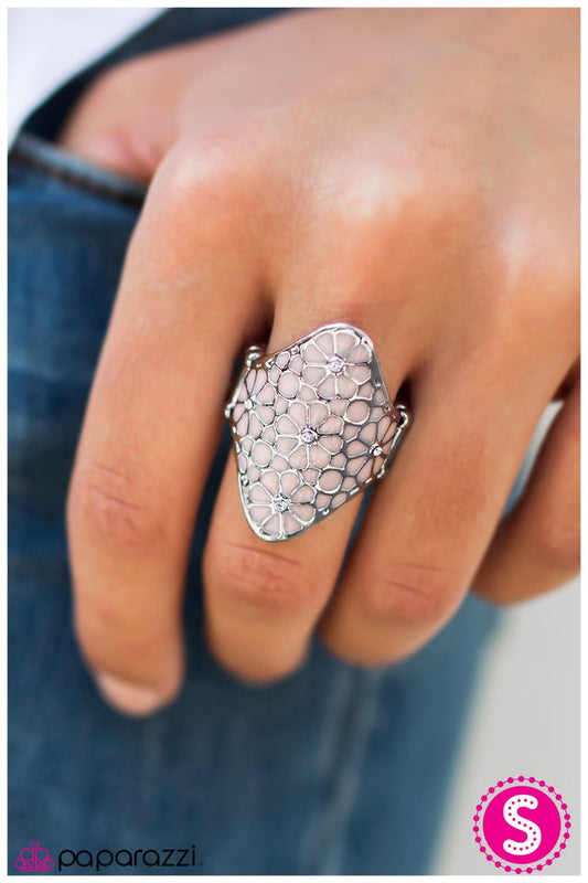 a-spring-spree-pink-p4wh-pkxx-097xx