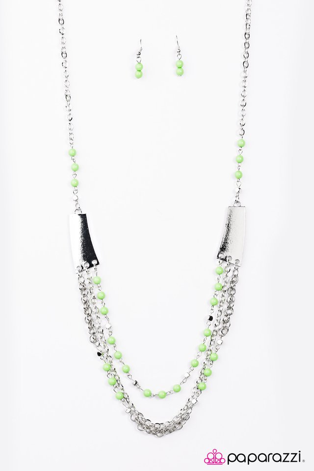 Paparazzi ♥ Vivacious Vibes 2 - Green ♥ Necklace