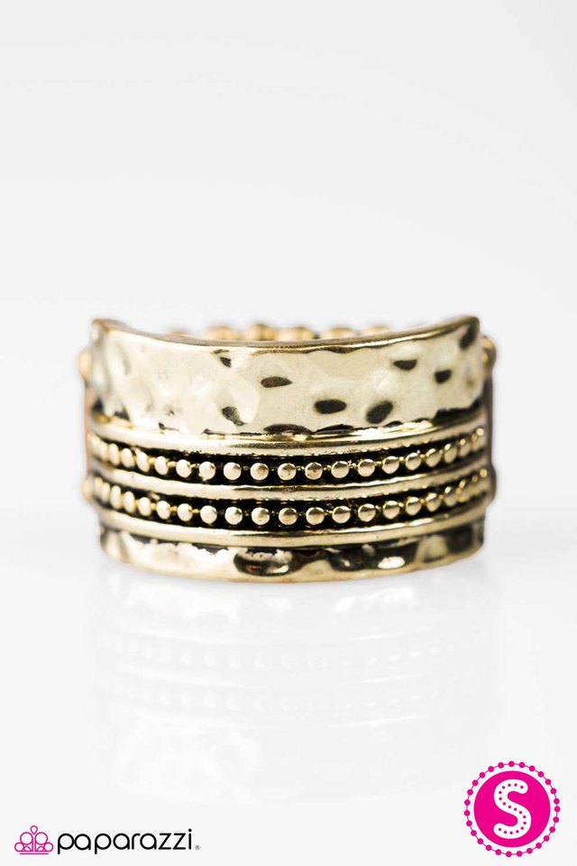 Paparazzi ♥ Plate Tectonics - Brass ♥ Ring