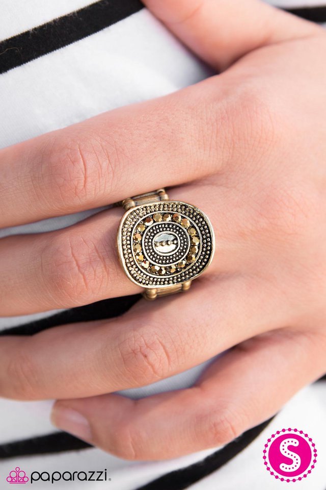 easy-on-the-glitter-brass-p4ed-brxx-027oi