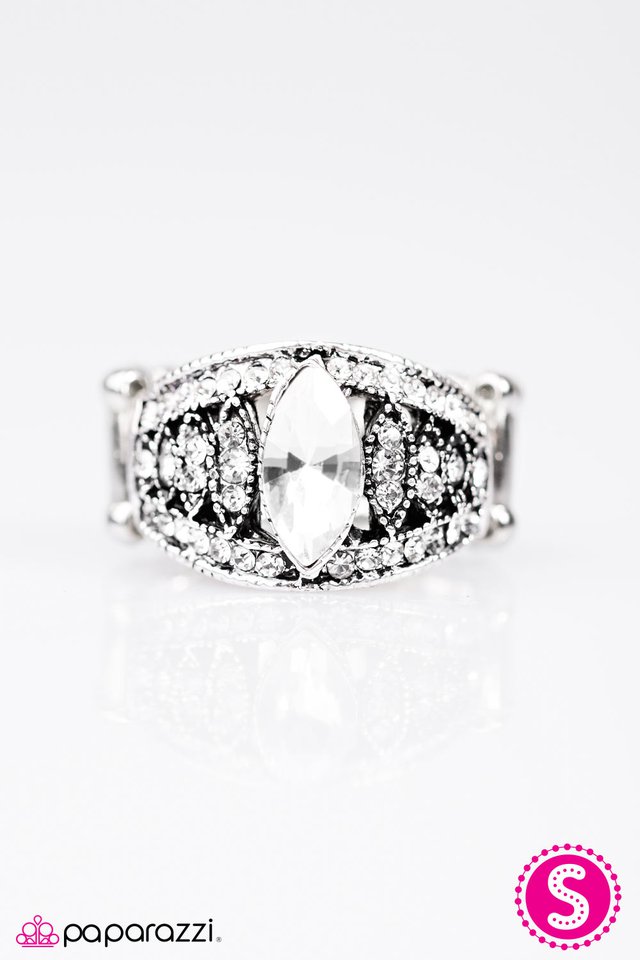 Paparazzi ♥ Waiting For My Prince - White ♥ Ring