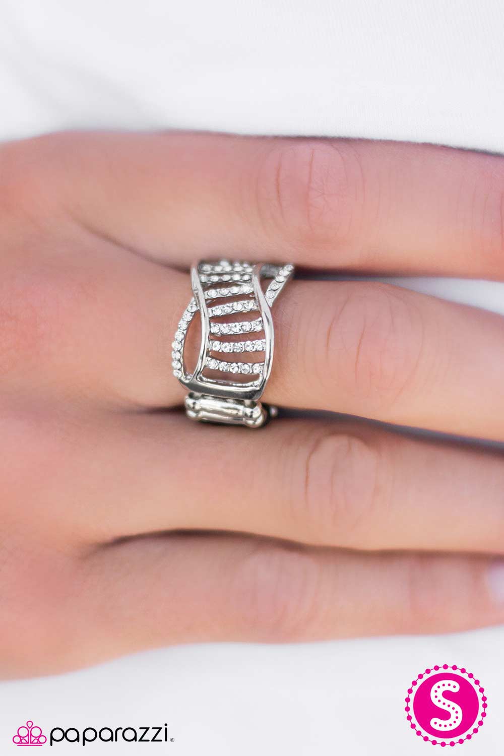 top-of-the-social-ladder-white-p4re-wtxx-100xx