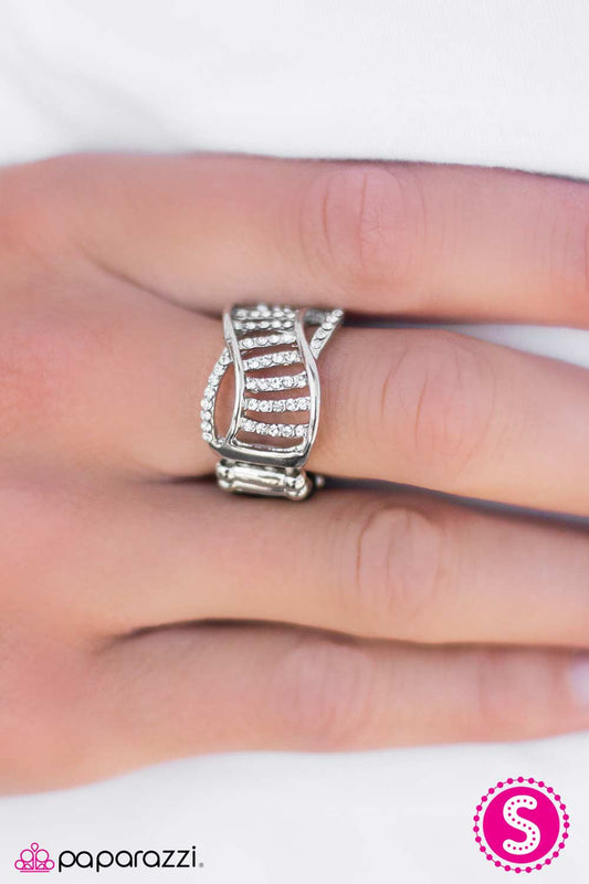 top-of-the-social-ladder-white-p4re-wtxx-100xx