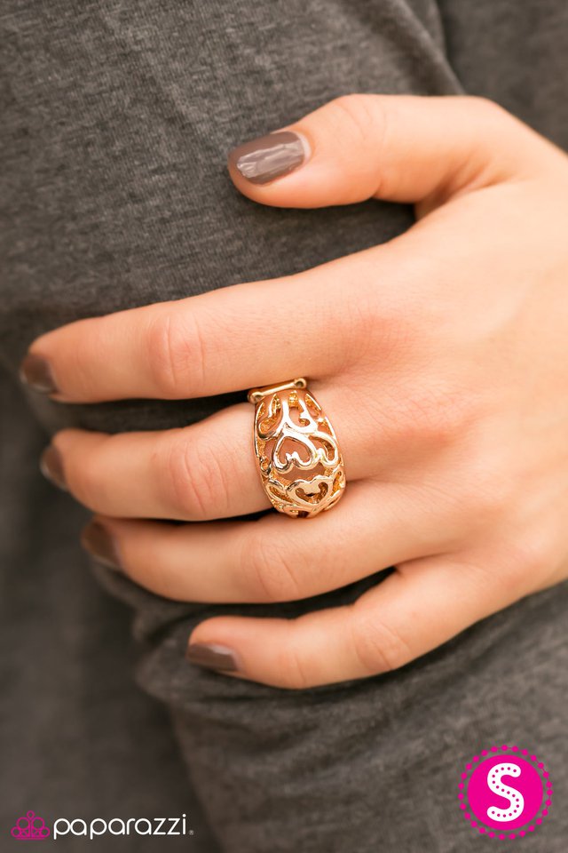 open-hearts-gold-p4wh-gdxx-029xx