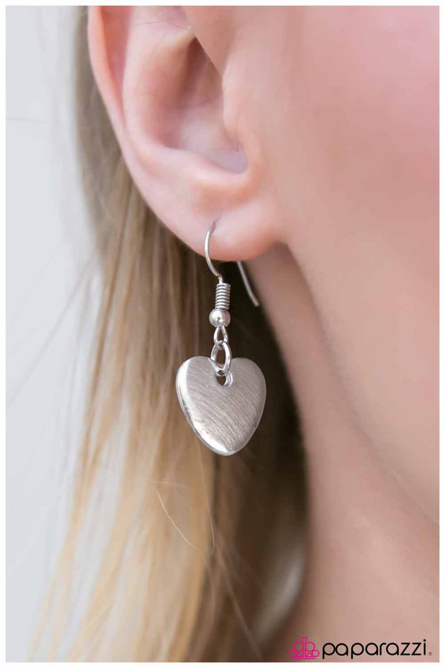 Paparazzi ♥ I Think I Love You - Black ♥ Lanyard