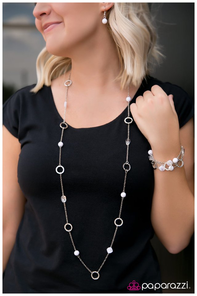 Paparazzi ♥ In The Glow - White ♥ Bracelet