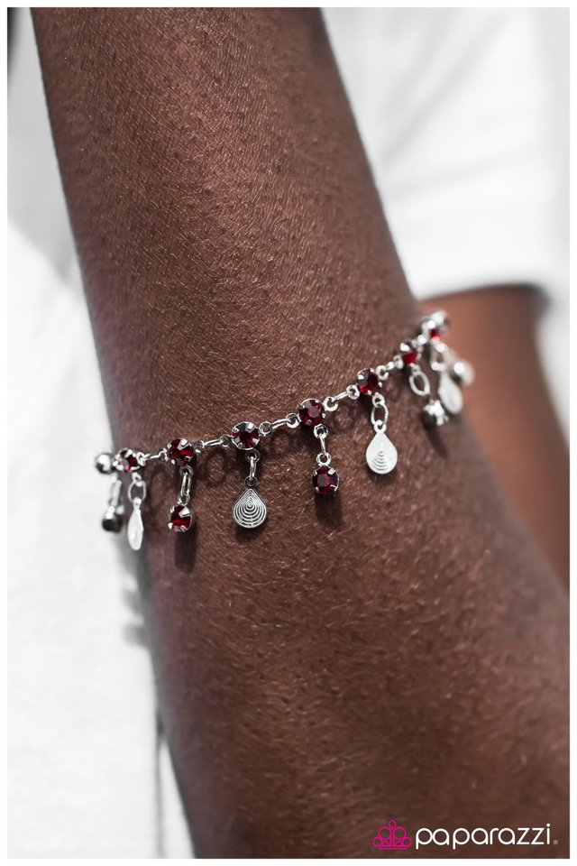 rain,-rain-go-away-red-p9da-rdxx-027xx