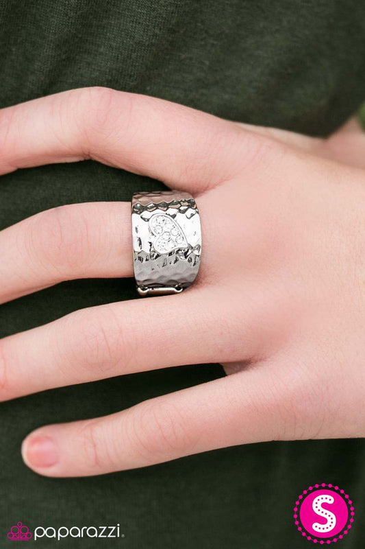 march-to-your-own-heart-beat-white-p4wh-wtxx-055xx