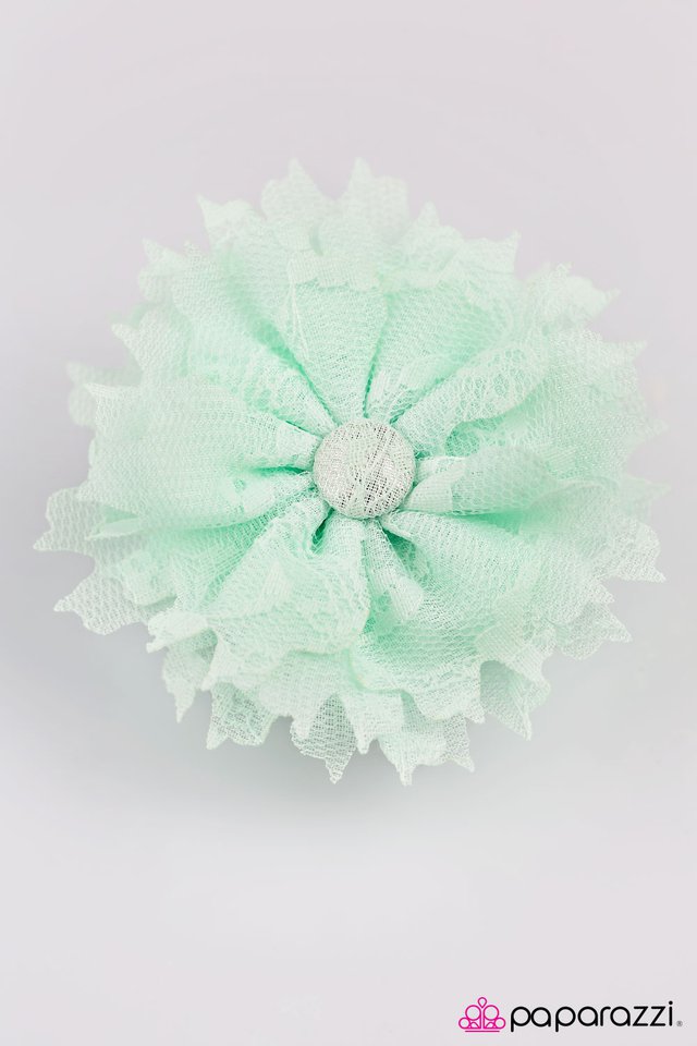 Paparazzi ♥ LACE Be Honest - Green ♥ Hair Clip