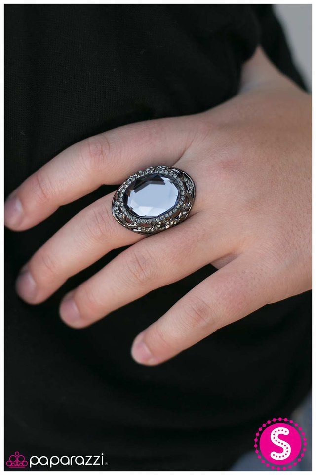 queen-for-a-day-black-p4re-bkxx-064xx