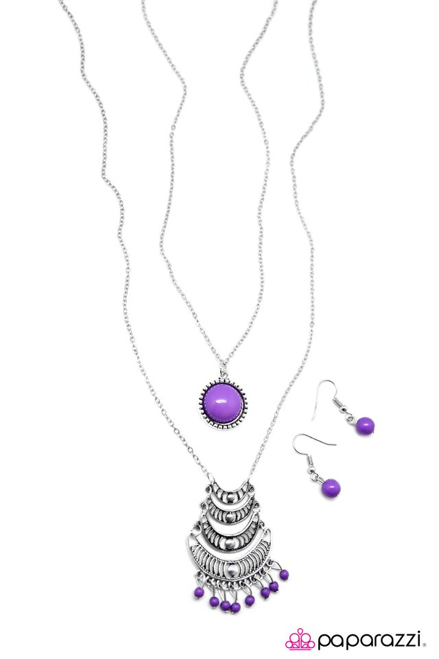 Paparazzi ♥ Crescent City - Purple ♥ Necklace