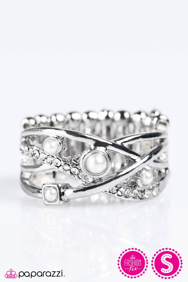 Paparazzi ♥ The Pearly Gates - White ♥ Ring