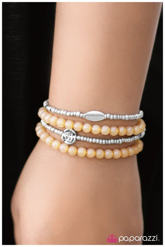 playing-it-cool-yellow-p9wh-ywxx-035xx