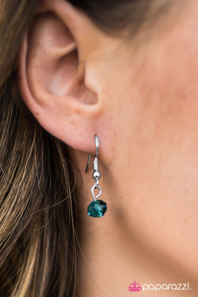 Paparazzi ♥ Cool Under Pressure - Blue ♥ Necklace