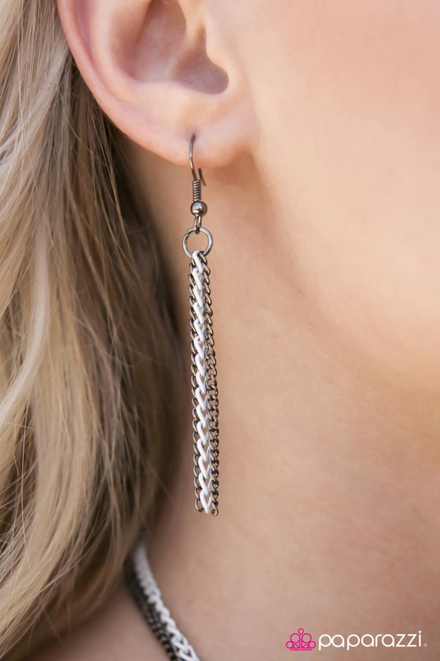 Paparazzi ♥ The World Series - White ♥ Necklace