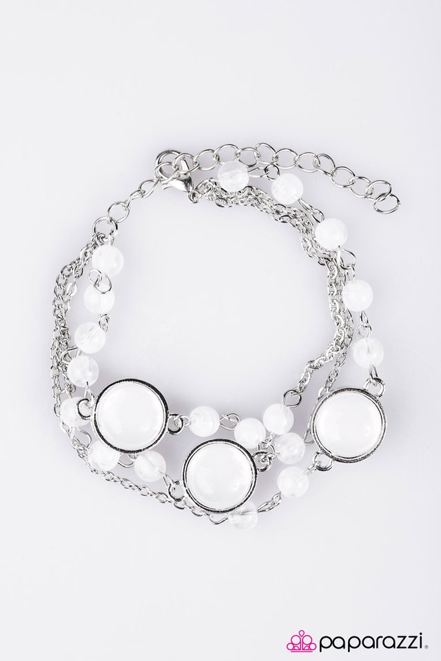 Paparazzi ♥ Daylight Dreaming - White ♥ Bracelet