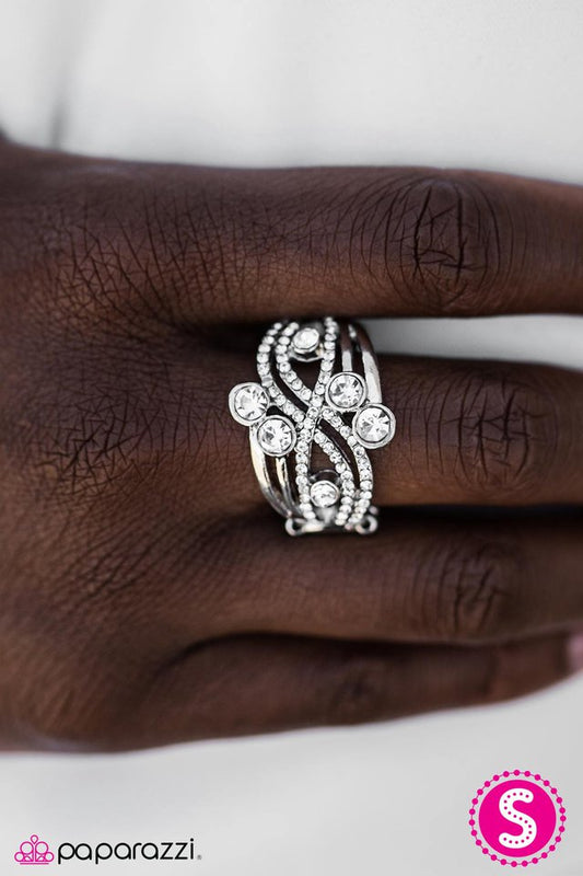 dont-forget-to-sparkle-white-p4re-wtxx-118xx