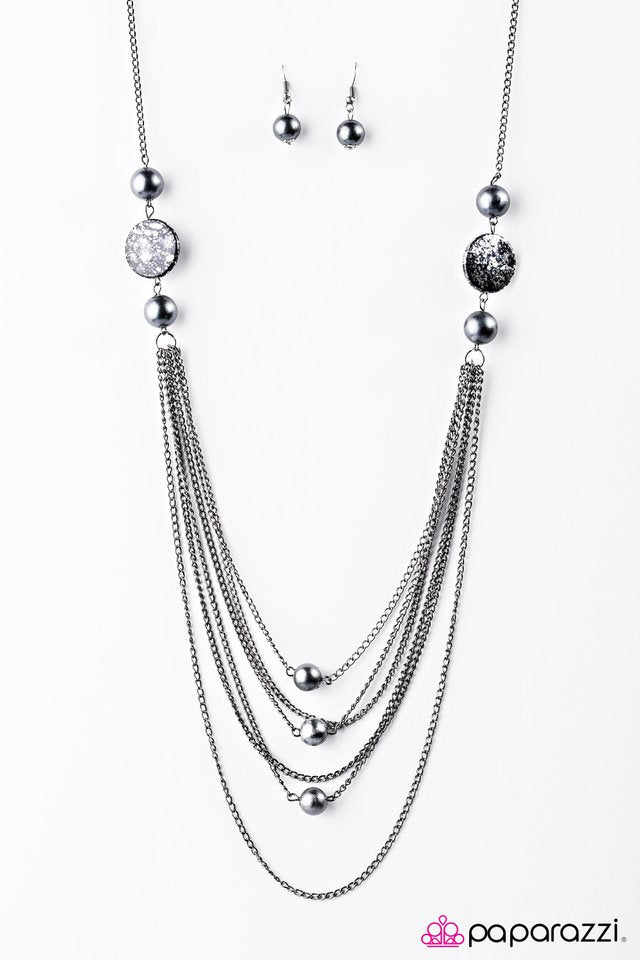 Paparazzi ♥ The Lineup - Silver ♥ Necklace