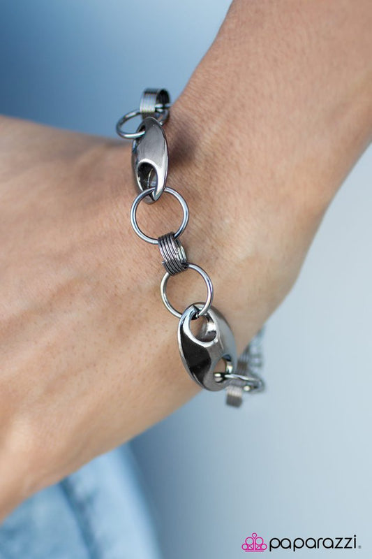 big-as-life-p9in-bkxx-043xx