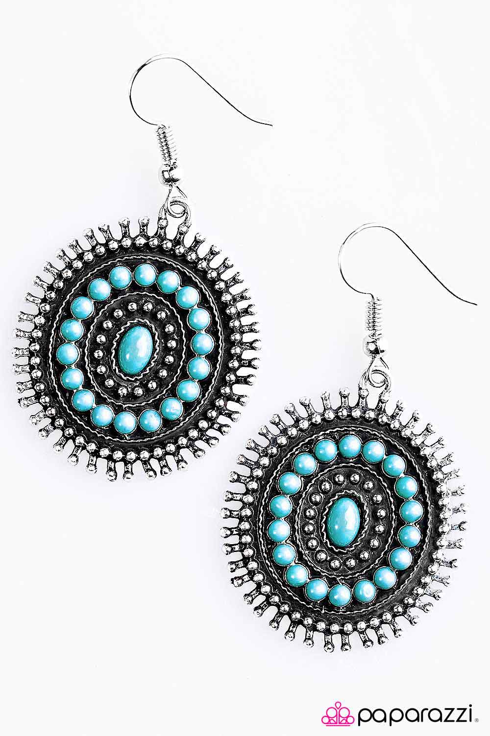 Paparazzi ♥ Nebraska Skies - Blue ♥  Earrings
