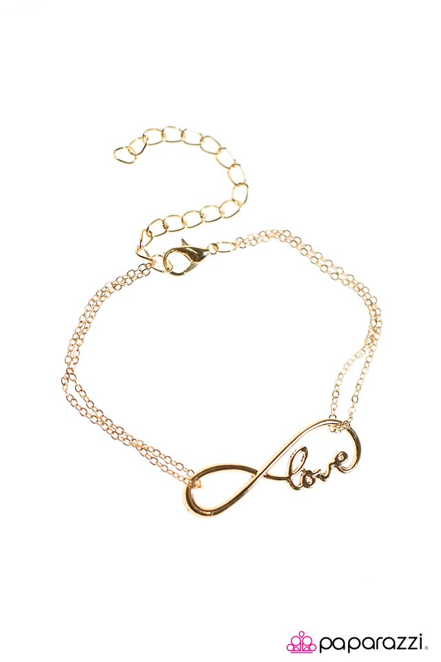 Paparazzi ♥ Lovers Leap - Gold ♥ Bracelet