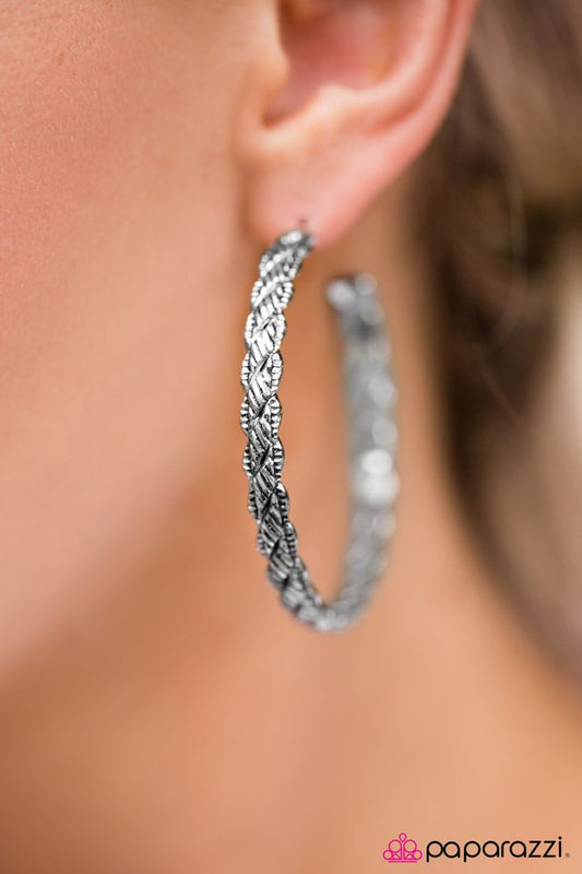 thrown-for-a-hoop-silver-p5ho-svxx-040xx