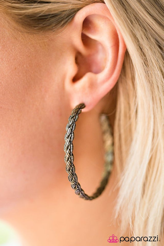 thrown-for-a-hoop-p5ho-brxx-024xx