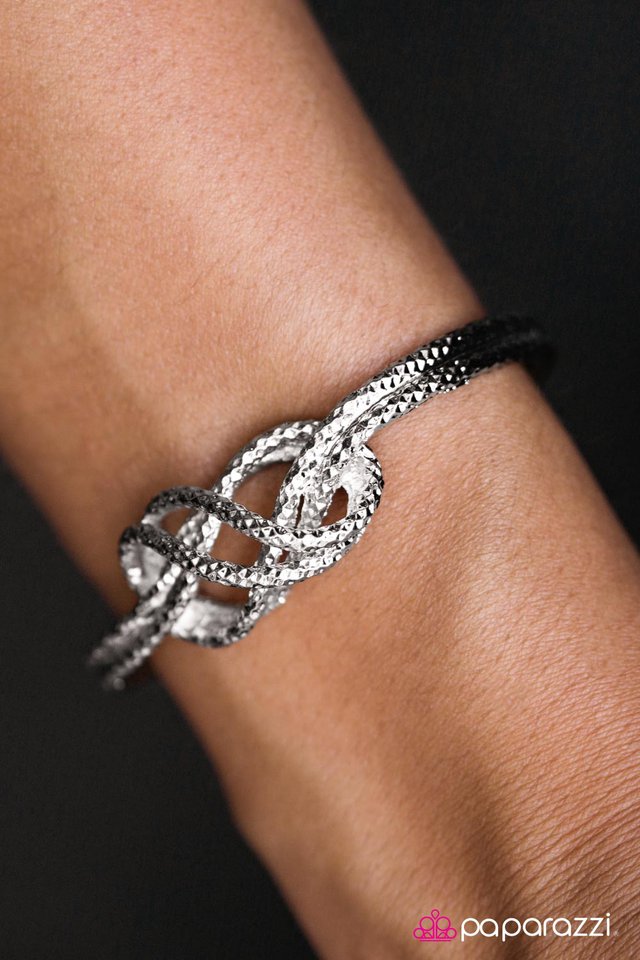 so-knot-sorry-silver-p9da-svxx-041xx