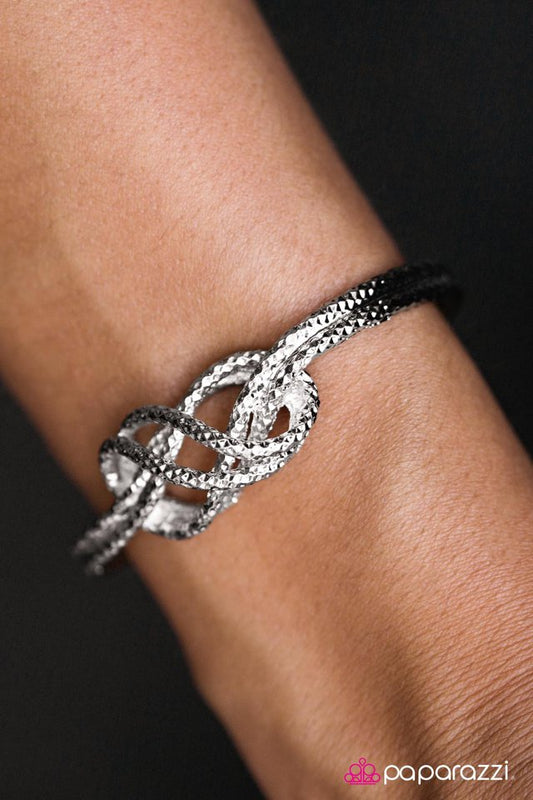 so-knot-sorry-silver-p9da-svxx-041xx